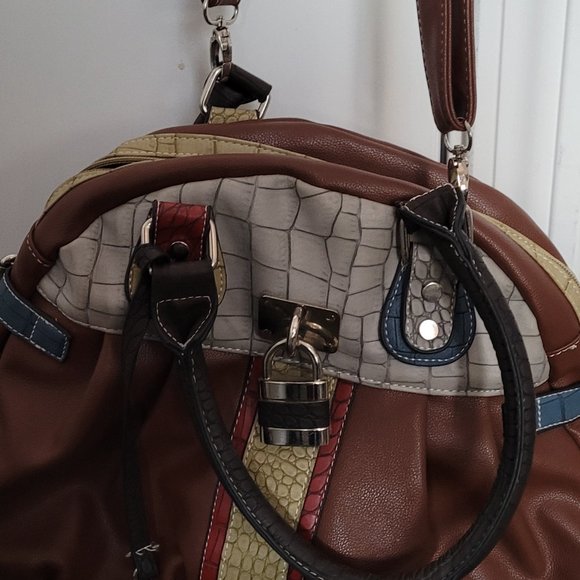 WOMANS HANDBAG - Picture 5 of 8